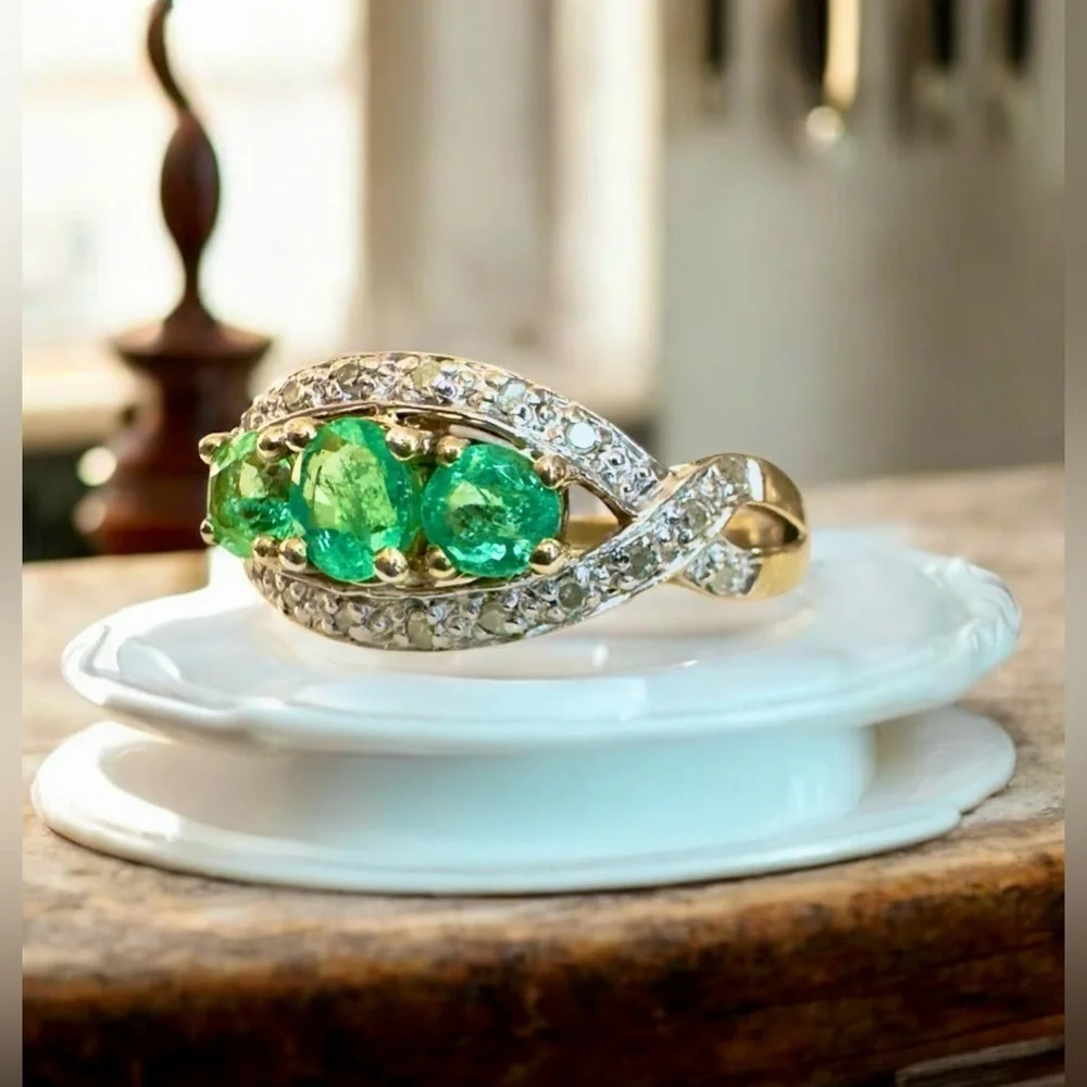 Vintage Emerald & Diamond Gold Over Sterling Silver Ring (7)